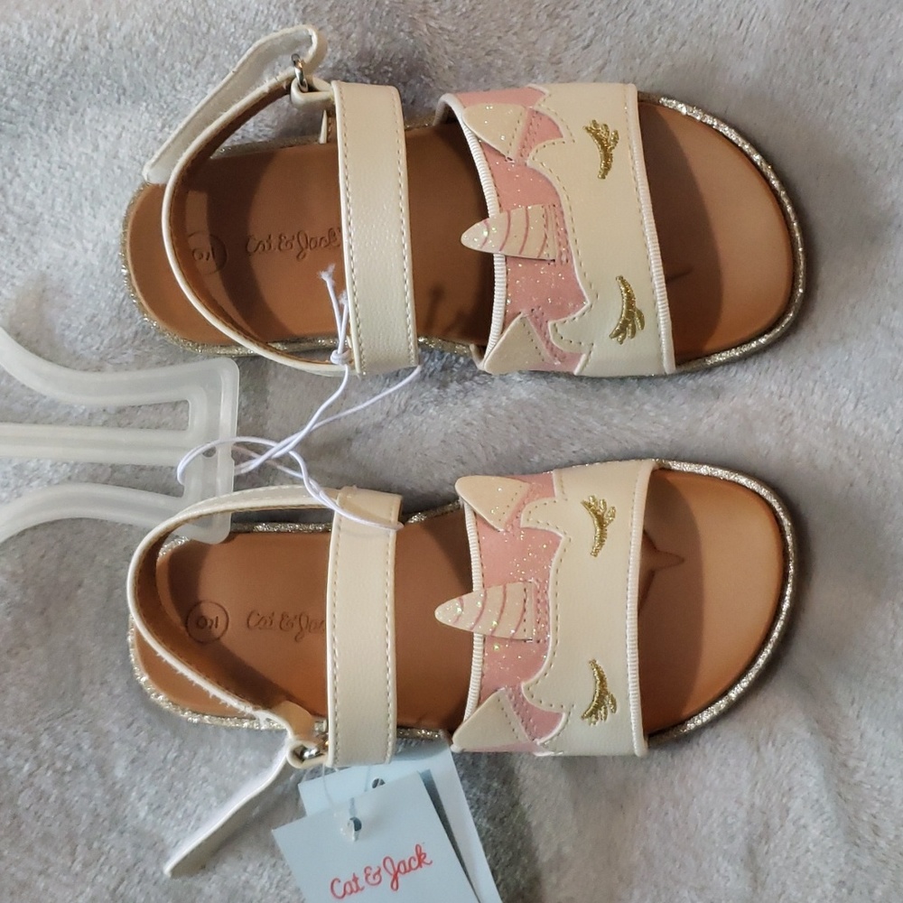 Toddler unicorn sandals size 9
